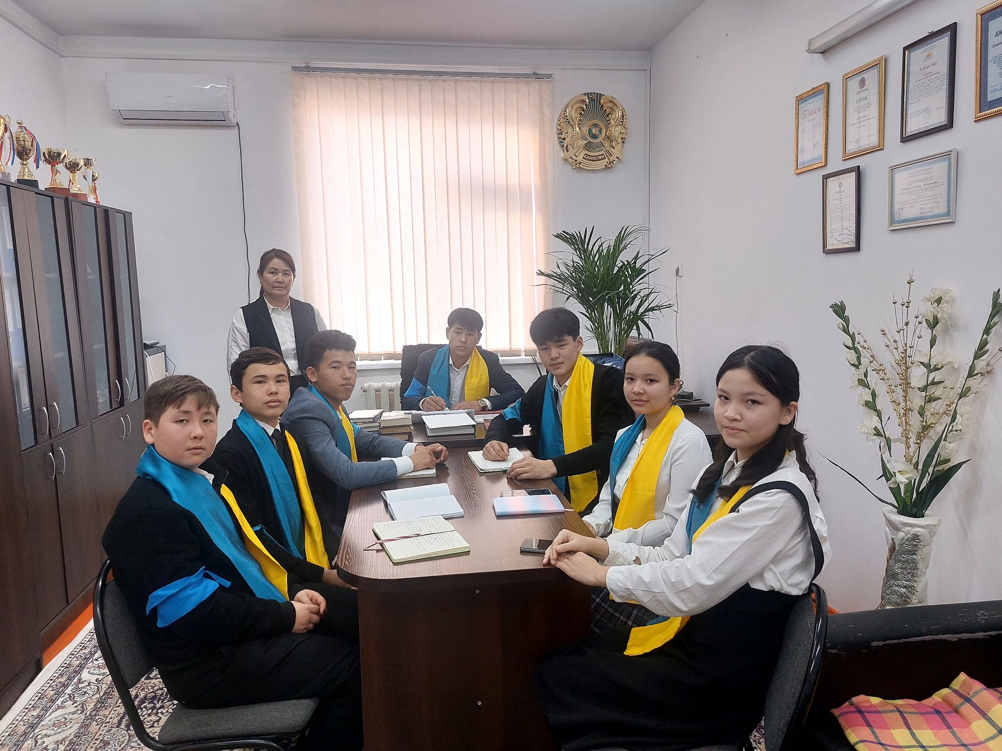 Өзін-өзі басқару ұйымының кезекті отырысы болды.